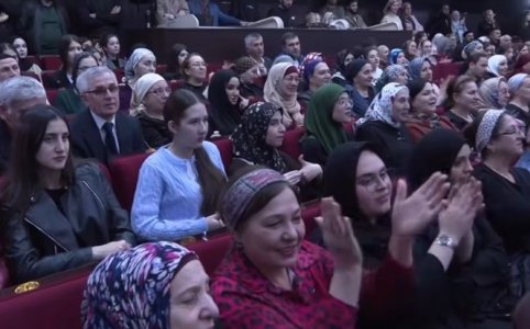 Работники ЦШИ РИ побывали на закрытии кинофестиваля "Золотая башня"